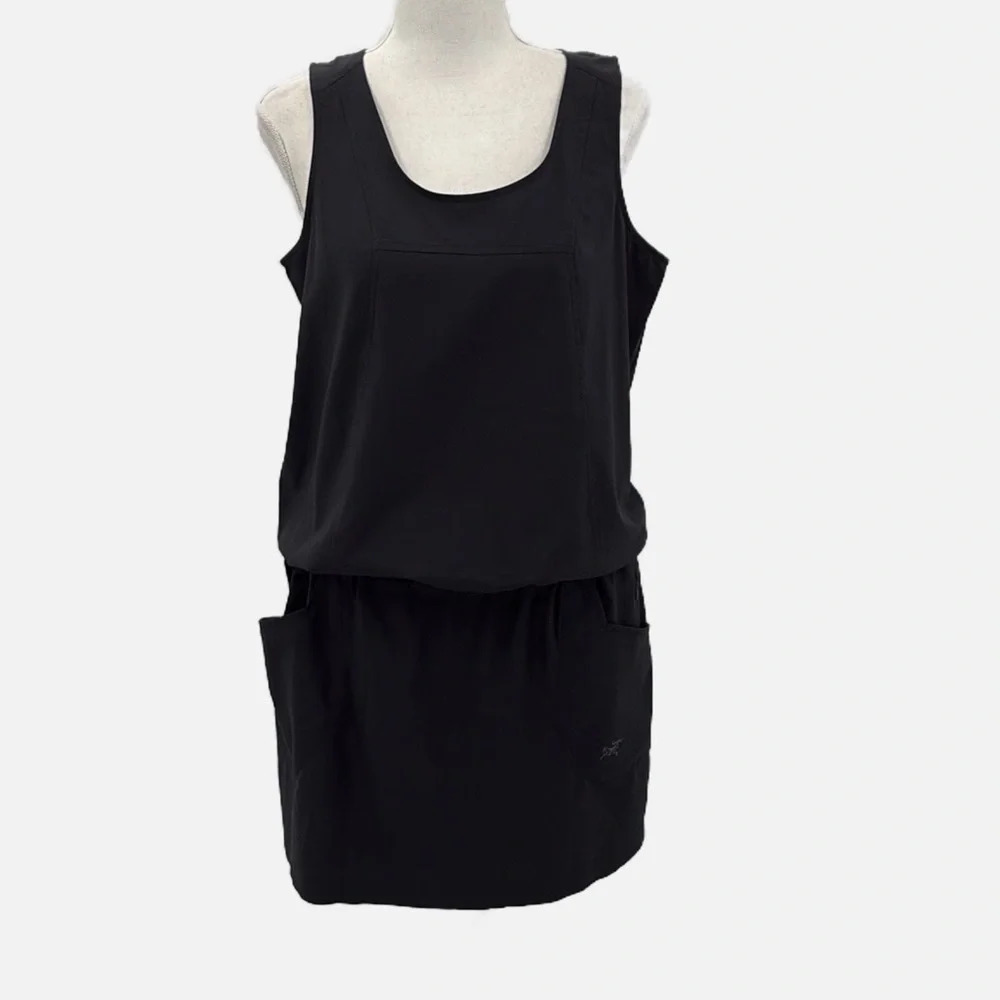 Arc'teryx Contenta Cinch Waist Outdoor Lightweight Dress in Black - Size Medium - Picture 2 of 8